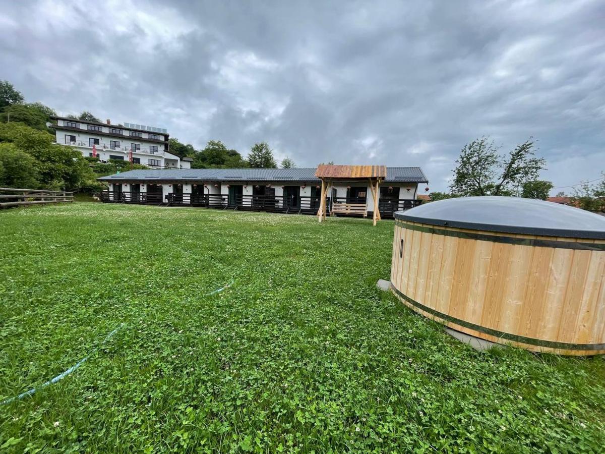Merida Residence Bran  Exterior foto